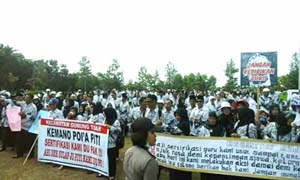 Guru di Kuansing Ancam Mogok